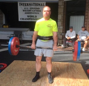 Mark Raymond lifting at the 2016 IAWA World Championships, in Lebanon, PA.