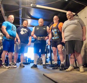 The lifters for the "Lift for Leroy" record day, sans the Todd kids (Photo courtesy of Clint Poore)